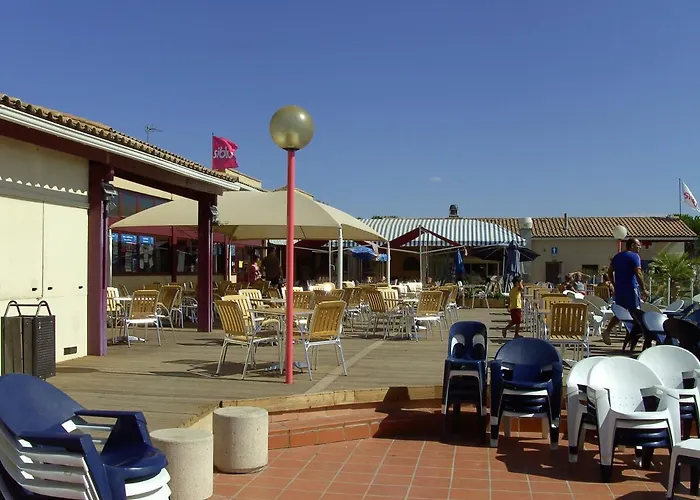 Parque de Campismo Mobil 3ch 2sdb A Lattes